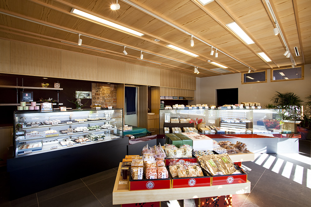 04店内