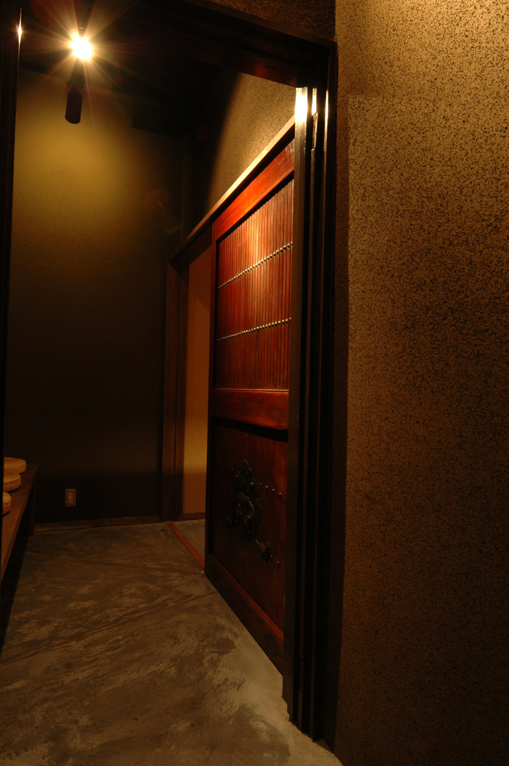 01.エントランス建具